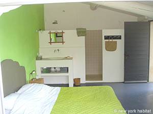 South France - Provence Luberon - 5 Bedroom - Mas accommodation - bedroom 5 (PR-766) photo 3 of 7