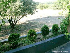 South France - Provence Luberon - 5 Bedroom - Mas accommodation - living room (PR-766) photo 21 of 22