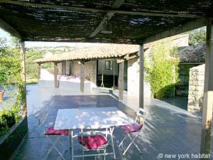 South France - Provence Luberon - 5 Bedroom - Mas accommodation - living room (PR-766) photo 19 of 22