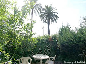 South France - French Riviera - 2 Bedroom accommodation - living room (PR-768) photo 10 of 10