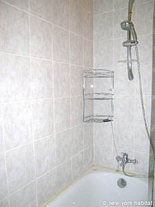 South France - French Riviera - 2 Bedroom accommodation - bathroom 1 (PR-768) photo 3 of 4