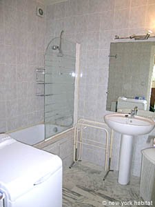 South France - French Riviera - 2 Bedroom accommodation - bathroom 1 (PR-768) photo 1 of 4