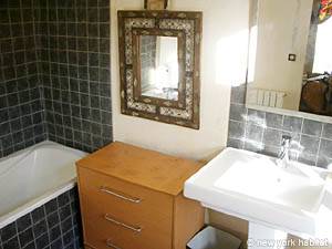 S&uuml;dfrankreich - C&ocirc;te d'Azur - 2 Zimmer wohnung bed breakfast - badezimmer (PR-770) photo 4 von 4