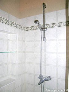 Sud della Francia - Provenza - Luberon - 1 Camera appartamento casa vacanze - bagno (PR-776) photo 4 di 5