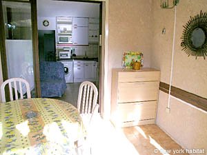 S&uuml;dfrankreich 2 Zimmer ferienwohnung - wohnzimmer (PR-778) photo 4 von 13