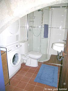 South France - Alpilles - 1 Bedroom - Maison de Village accommodation - bathroom (PR-790) photo 2 of 5