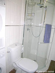 South France - Alpilles - 1 Bedroom - Maison de Village accommodation - bathroom (PR-790) photo 5 of 5