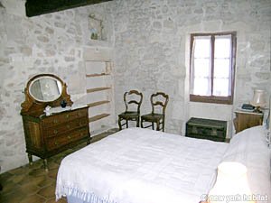 South France - Alpilles - 1 Bedroom - Maison de Village accommodation - bedroom (PR-790) photo 1 of 16
