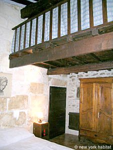 South France - Alpilles - 1 Bedroom - Maison de Village accommodation - bedroom (PR-790) photo 4 of 16