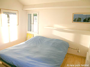 Sud de la France - Aix en Provence - Marseille - T3 appartements location vacances - chambre 1 (PR-791) photo 2 de 4