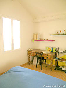 Sud de la France - Aix en Provence - Marseille - T3 appartements location vacances - chambre 1 (PR-791) photo 3 de 4