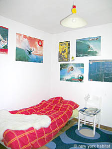 South France - French Riviera - 3 Bedroom - Villa accommodation - bedroom 3 (PR-804) photo 2 of 4