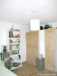 South France - French Riviera - 3 Bedroom - Villa accommodation - bedroom 2 (PR-804) photo 2 of 2