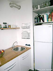 South France - Aix en Provence - Marseilles - 1 Bedroom accommodation - kitchen (PR-807) photo 5 of 10