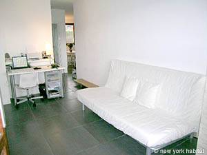 South France - Aix en Provence - Marseilles - 1 Bedroom accommodation - living room (PR-807) photo 6 of 8