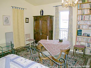 South France - Aix en Provence - Marseilles - 4 Bedroom - Maison de Village accommodation - bedroom 2 (PR-809) photo 4 of 6