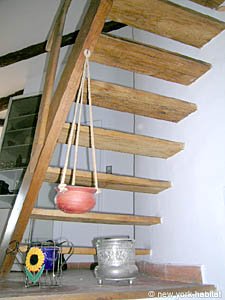South France - Aix en Provence - Marseilles - 4 Bedroom - Maison de Village accommodation - living room (PR-809) photo 9 of 13