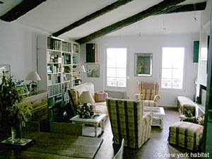 South France - Aix en Provence - Marseilles - 4 Bedroom - Maison de Village accommodation - living room (PR-809) photo 2 of 13