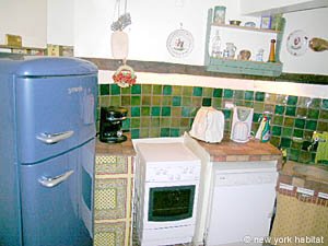 South France - Aix en Provence - Marseilles - 4 Bedroom - Maison de Village accommodation - kitchen (PR-809) photo 1 of 5