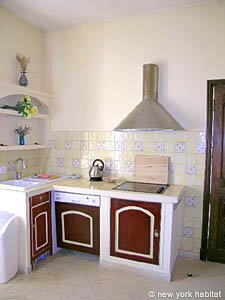 Sud della Francia - Alta Provenza - 2 Camere appartamento - cucina (PR-811) photo 2 di 6