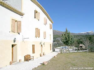 South France - Upper Provence - 1 Bedroom apartment - other (PR-812) photo 1 of 26