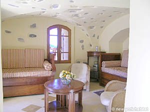 South France - Upper Provence - 1 Bedroom apartment - living room (PR-812) photo 3 of 7