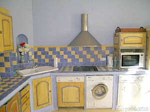 South France - Upper Provence - 1 Bedroom apartment - kitchen (PR-812) photo 3 of 5