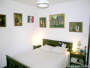 South France - Upper Var - 4 Bedroom - Villa accommodation - bedroom 1 (PR-816) photo 3 of 7