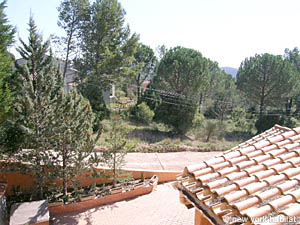 South France - Upper Var - 4 Bedroom - Villa accommodation - bedroom 3 (PR-816) photo 8 of 8