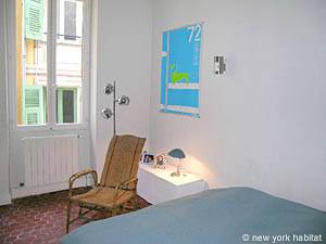 Sud de la France - C&ocirc;te d'Azur - T3 appartements location vacances - chambre 1 (PR-829) photo 2 de 6