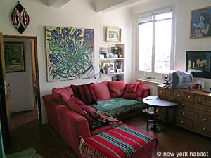 South France - Aix en Provence - Marseilles - 2 Bedroom accommodation - living room (PR-834) photo 5 of 6
