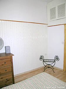 Sud de la France - Aix en Provence - Marseille - T2 appartements location vacances - chambre (PR-841) photo 4 de 7