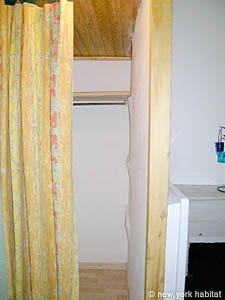 Sud de la France - Aix en Provence - Marseille - T2 appartements location vacances - chambre (PR-841) photo 5 de 7