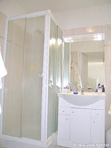 South France 1 Bedroom accommodation - bathroom 1 (PR-844) photo 2 of 3