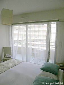 South France - French Riviera - 2 Bedroom accommodation - bedroom 2 (PR-848) photo 4 of 10