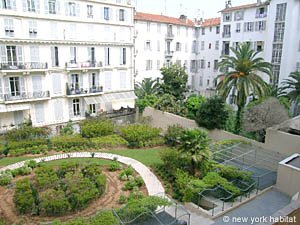 South France - French Riviera - 2 Bedroom accommodation - bedroom 2 (PR-848) photo 8 of 10
