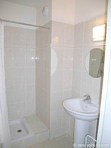 South France - French Riviera - 2 Bedroom accommodation - bathroom 2 (PR-848) photo 2 of 2
