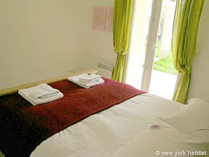 South France - French Riviera - 3 Bedroom accommodation - bedroom 1 (PR-851) photo 4 of 7