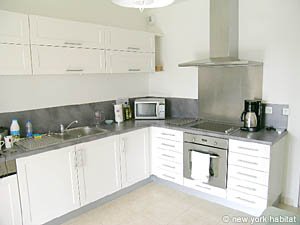 South France - French Riviera - 3 Bedroom accommodation - kitchen (PR-851) photo 2 of 6