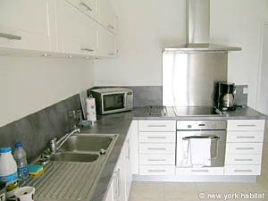 South France - French Riviera - 3 Bedroom accommodation - kitchen (PR-851) photo 5 of 6
