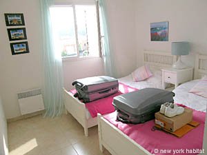 South France - French Riviera - 3 Bedroom accommodation - bedroom 2 (PR-851) photo 1 of 5