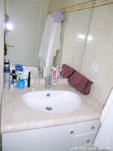 South France - French Riviera - 3 Bedroom accommodation - bathroom 2 (PR-851) photo 2 of 2