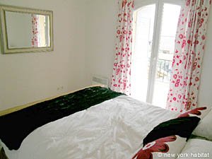 South France - French Riviera - 3 Bedroom accommodation - bedroom 3 (PR-851) photo 4 of 8