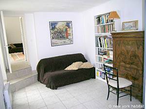South France - Aix en Provence - Marseilles - 4 Bedroom - Villa accommodation - bedroom 4 (PR-854) photo 1 of 4