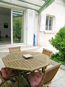 South France - Aix en Provence - Marseilles - 4 Bedroom - Villa accommodation - living room (PR-854) photo 23 of 23