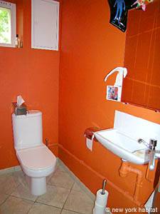 South France - Aix en Provence - Marseilles - 4 Bedroom - Villa accommodation - bathroom 3 (PR-854) photo 1 of 1
