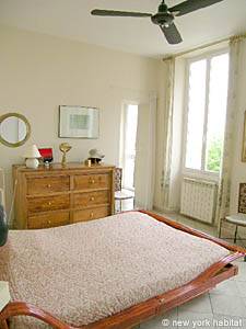 South France - Aix en Provence - Marseilles - 4 Bedroom - Villa accommodation - bedroom 1 (PR-854) photo 2 of 5