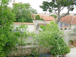 South France - Aix en Provence - Marseilles - 4 Bedroom - Villa accommodation - bedroom 1 (PR-854) photo 4 of 5