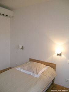 South France - Avignon Region - 3 Bedroom - Duplex accommodation - bedroom 2 (PR-858) photo 2 of 4