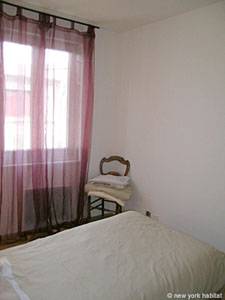 South France - Avignon Region - 3 Bedroom - Duplex accommodation - bedroom 2 (PR-858) photo 4 of 4